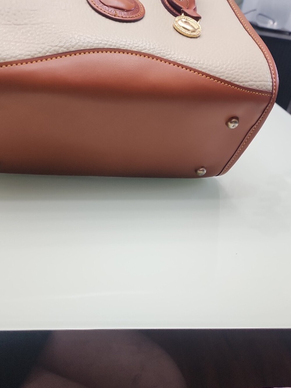 Dooney & Bourke Beige and Brown Pebbled Leather Satchel Mossing Shoulder Strip - Picture 15 of 15